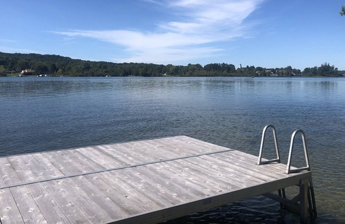 Lake Leelanau Cottage | Waterfront home on S Lake Leelanau. Terrific lake views Pet friendly.