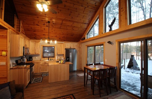 Elcho Cabin | Waterfront Home On Beautiful Lower Post Lake