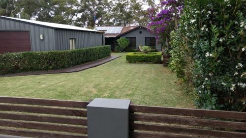 Sanctuary Point House | Waterfront Jervis Bay Escape Cooinda