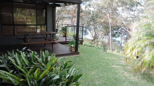 Sanctuary Point House | Waterfront Jervis Bay Escape Cooinda