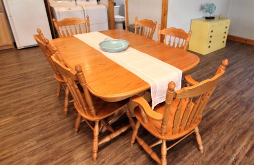 Waterford Cottage | Waterfront Lake Cottage w/Hot Tub!