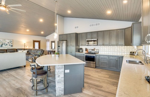 Roach House | Waterfront Lake of the Ozarks Home w/Private Dock