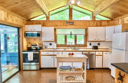 Franklin House | Waterfront "Lakeside Living"-Close to Acadia-Schoodic Point+Bar Harbor-Pets ok