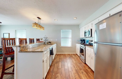 Key Allegro House | Waterfront Living at Its Best | Cabana, Private Dock, Hot tub and Pool