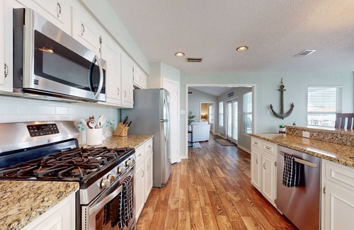 Key Allegro House | Waterfront Living at Its Best | Cabana, Private Dock, Hot tub and Pool