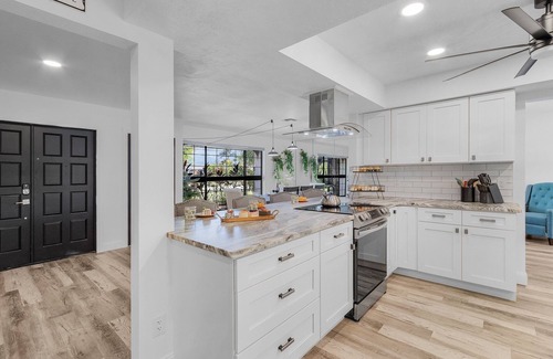 Cape Coral House | Waterfront living - Sleeps 16, Two Heated Pools - 2 Tickets to Paradise - Roelens