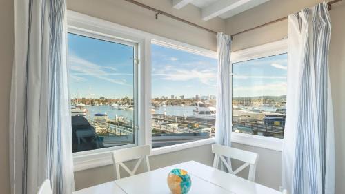 Balboa Peninsula House | Waterfront Newport Condos w. Dock Access Walk to Balboa Fun Zone and Beach