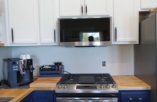 Staniel Cay Apartment | Waterfront One Bedroom Apartment Staniel Cay Tides Edge