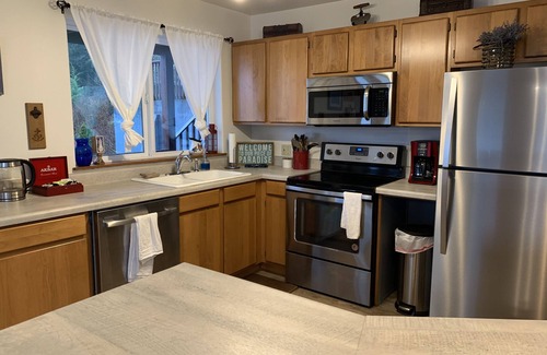 Ketchikan House | Waterfront only 2 miles from downtown! Sleeps 8. Amazing Views!