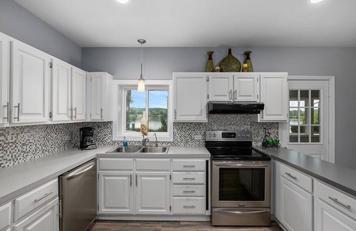 Newaygo Resort | Waterfront Resort: Kayaks, Bikes, Docks, BBQ