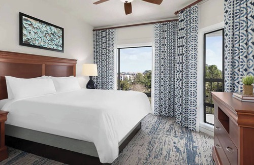 Palmetto Dunes Resort | Waterfront Shelter Cove Harbour Point + Amenities