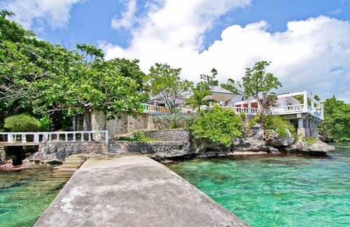 Ocho Rios Villa | Waterfront Villa! Fully Staffed! Pool! Kayaks! Jasmin Hill in Ocho Rios 4