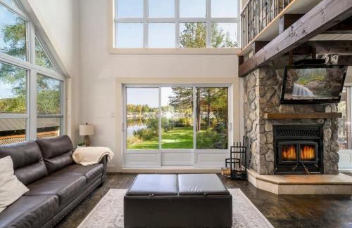 Saint-Raymond Ski Chalet | Waterfront with VIEW and SPA