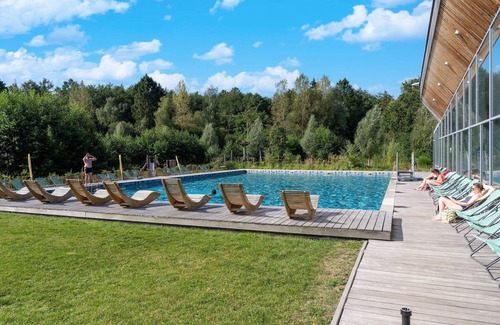 Maubray Villa | Waterside Elegance Sky Pad