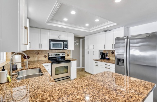 Crooked Creek House | Waterside Villa - 4BD/2BA with a heated pool