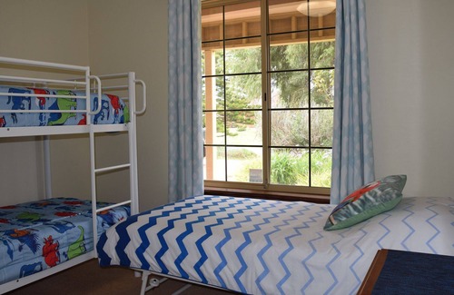 Silver Sands House | Watersun Beach House - Mandurah