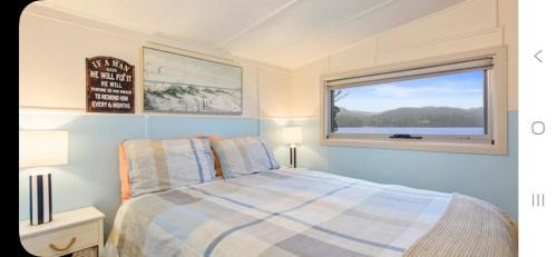 Strahan Apartment | Waterview at Lettes Bay