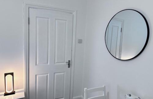 Watford House | Watford Junction Stay