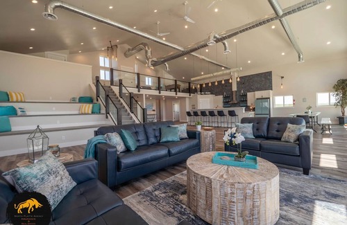 Glendo House | Waves of Wyoming Glendo