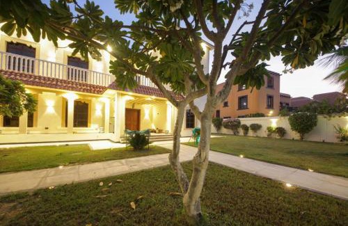 Garhoud Apartment | Wecation - 5BR Villa With Private Swimming Pool