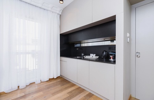 Stare Podgorze Apartment | Węgierska 8 Kraków | Studio | Excellent Location in the City Center | Balcony