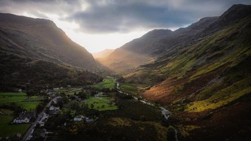 Nant Peris House | Weirglodd Ddu