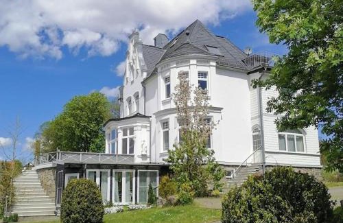 Friedrichsbrunn Apartment | WeisseVilla Friedrichsbrunn Fewo EMPIRE