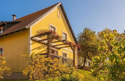 Litschau Apartment | Weiträumige Ferienwohnung für bis zu 6 Personen