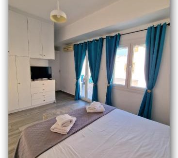Ermoupoli Apartment | Welcome Home Syros Port Apartment