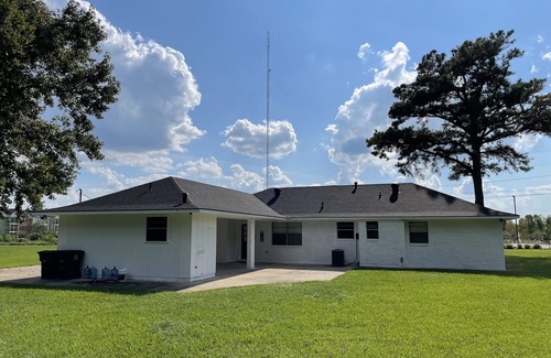 Baton Rouge House | "WELCOME TO ARTHUR’S PLACE! IDEAL FOR LARGE GROUPS AND PET FRIENDLY."