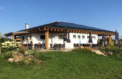 Barenthal Apartment | Welcome to Bära House