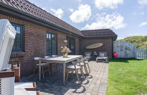 Rantum Apartment | Welcome to Beach Bungalow Sylt Apartment 2 - your retreat for pure relaxation.