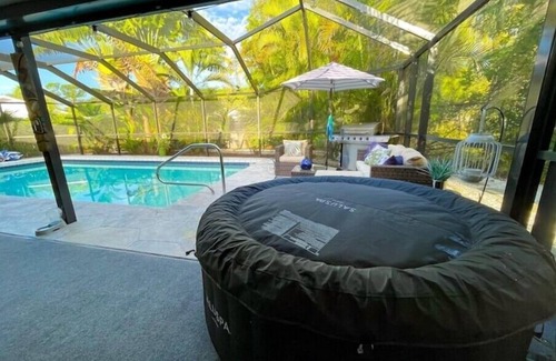 Bee Ridge House | Welcome to "Casa Amarilla"nn