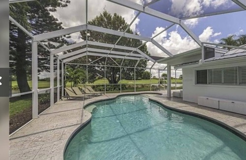 Palm River Estates House | Welcome to Casa LaPlaya