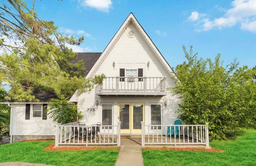 London House | Welcome to Evelyn's Cottage! The most conveniently located stay in Lonon