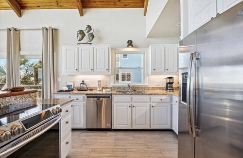 Treasure Beach Village House | Welcome to Island Dream, where dreams come true!