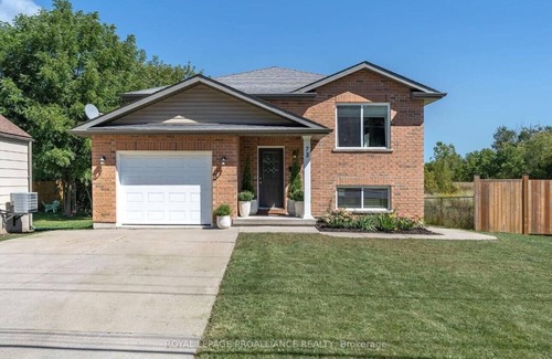 Belleville House | Welcome to our Beautiful home 🏡