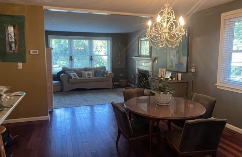Rye House | Welcome to The Beach Hideaway at Jenness Beach, 4 bdr, 2 bath , sleeps 10