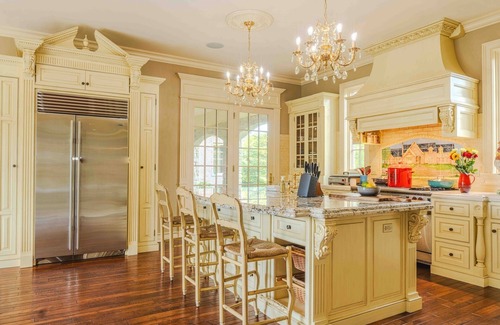 Valparaiso House | Welcome to The Chateau at Pepper Creek- Luxury Estate Retreat