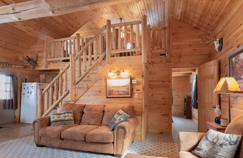 Alfred Station House | Welcome to The Country Cabin