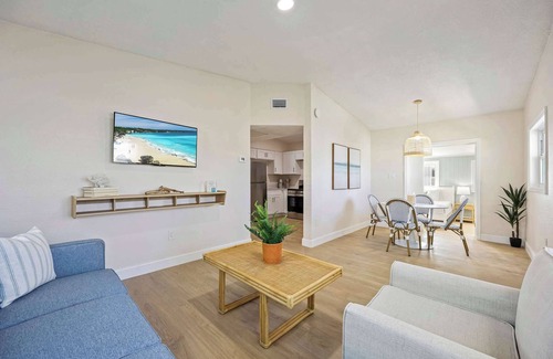Cocoa Beach Apartment | Welcome to The Drift – Your Laid-Back Beach Escape in Cocoa Beach!
