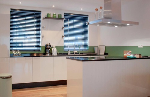 Stavoren House | Welcome to this vacation home near Stavoren, which leaves nothing to be desired for a vacation with