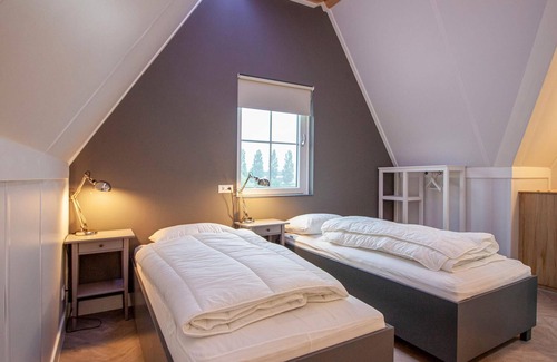 Stavoren House | Welcome to this vacation home near Stavoren, which leaves nothing to be desired for a vacation with