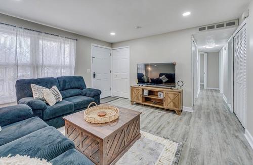 Bryant Pattengill East House | Welcome to UR Perfect Getaway!