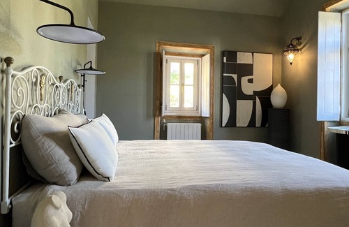 Caldas de Monchique Villa | Welcome to Villa Rosa, a historic renovated home ~in an ancient spa village