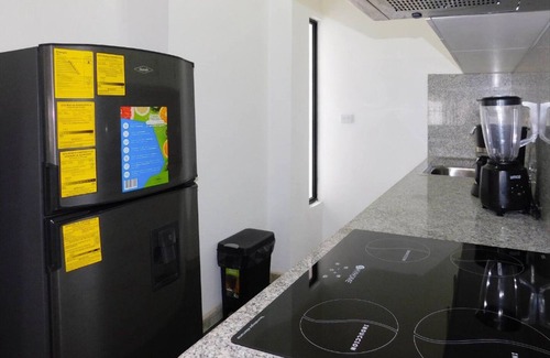 La Mariscal Apartment | Welcoming 2-bedroom 2 beds apartment with WiFi in Quito