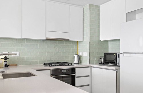 Abu Dhabi Apartment | WelHome - Urban Tranquil Retreat In The Heart of Yas Island