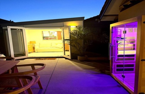 Kew East House | Wellness Escape: 1-Bed Home + Studio & Sauna