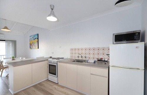Scarborough Apartment | West Beach Lagoon 221 - Stylish Apartment!