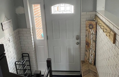 Algoma District House | West End Lodging n